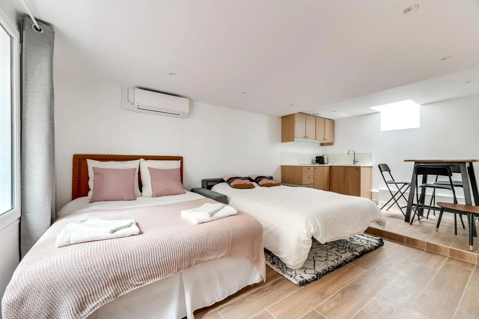 Daire 136 Harold - Superbe A Paris. Paris